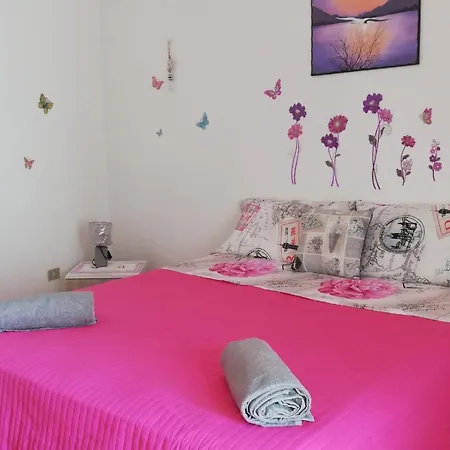 Sweet Apartment